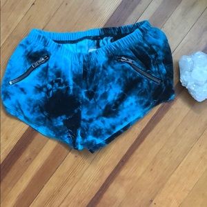 Chaser tie dye medium shorts